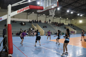 Foto - CAMPEONATO MUNICIPAL DE BASQUETE FEMININO