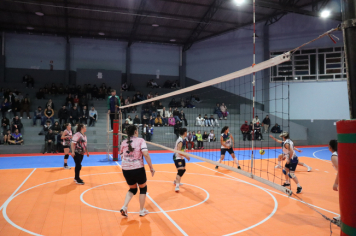 Foto - CAMPEONATO MUNICIPAL DE VÔLEI FEMININO 