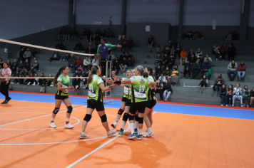 Foto - CAMPEONATO MUNICIPAL DE VÔLEI FEMININO 