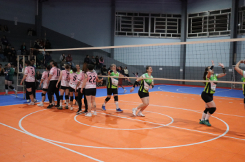 Foto - CAMPEONATO MUNICIPAL DE VÔLEI FEMININO 