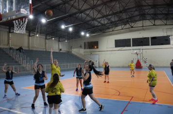 Foto - CAMPEONATO MUNICIPAL DE BASQUETE FEMININO