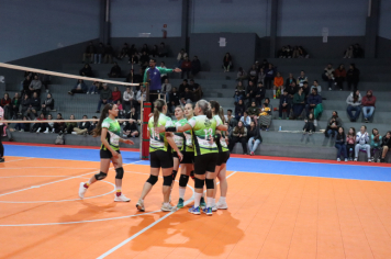 Foto - CAMPEONATO MUNICIPAL DE VÔLEI FEMININO 