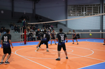 Foto - PREMIAÇÃO DO CAMPEONATO MUNICIPAL DE VÔLEI MASCULINO