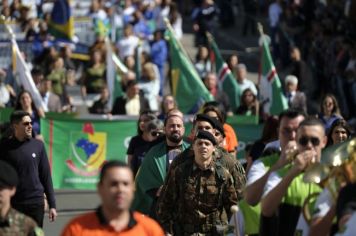 Foto - Desfile Cívico -  Comemoração do Bicentenário da Independência do Brasil 