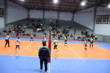 Foto - CAMPEONATO MUNICIPAL DE VÔLEI FEMININO 