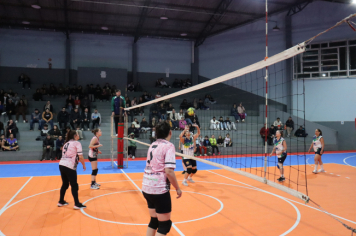 Foto - CAMPEONATO MUNICIPAL DE VÔLEI FEMININO 