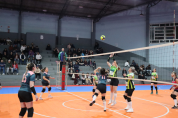Foto - CAMPEONATO MUNICIPAL DE VÔLEI FEMININO 