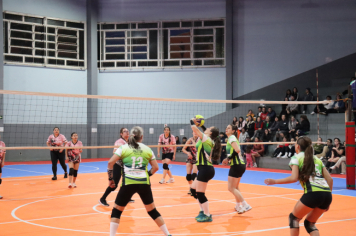 Foto - CAMPEONATO MUNICIPAL DE VÔLEI FEMININO 