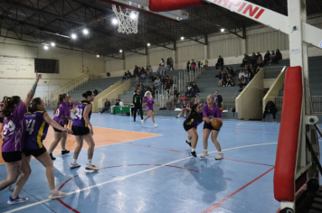 Foto - CAMPEONATO MUNICIPAL DE BASQUETE FEMININO