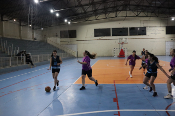 Foto - CAMPEONATO MUNICIPAL DE BASQUETE FEMININO