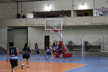 Foto - CAMPEONATO MUNICIPAL DE BASQUETE FEMININO