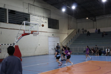 Foto - CAMPEONATO MUNICIPAL DE BASQUETE FEMININO