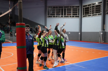 Foto - CAMPEONATO MUNICIPAL DE VÔLEI FEMININO 