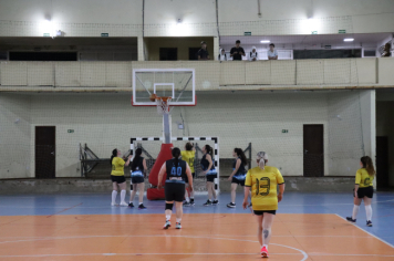 Foto - CAMPEONATO MUNICIPAL DE BASQUETE FEMININO