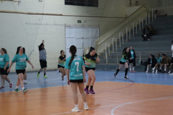 Foto - CAMPEONATO MUNICIPAL DE HANDEBOL FEMININO