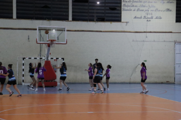 Foto - CAMPEONATO MUNICIPAL DE BASQUETE FEMININO