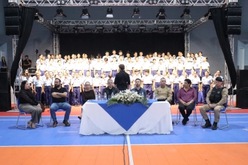 Foto - 80 anos da Comarca de Piraí do Sul e do Colégio Estadual Cívico-Militar Professor Leandro Manoel da Costa