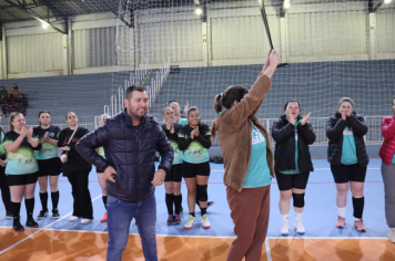 Foto - CAMPEONATO MUNICIPAL DE HANDEBOL FEMININO