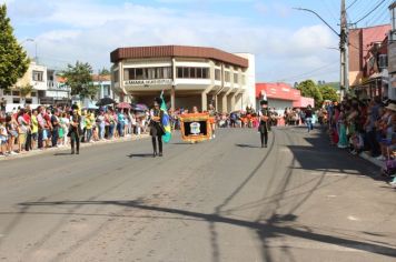 Foto - Desfile Cívico 2024