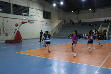 Foto - CAMPEONATO MUNICIPAL DE BASQUETE FEMININO