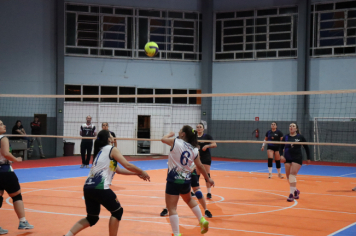 Foto - CAMPEONATO MUNICIPAL DE VÔLEI FEMININO 