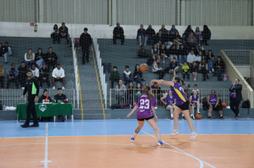 Foto - CAMPEONATO MUNICIPAL DE BASQUETE FEMININO