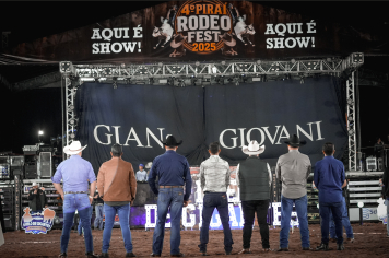 Foto - 4º Piraí Rodeo Fest - Gian e Giovani
