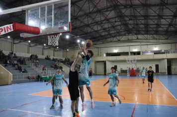 Foto - CAMPEONATO MUNICIPAL DE BASQUETE MASCULINO