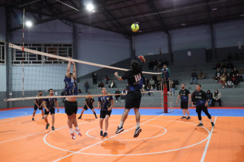 Foto - PREMIAÇÃO DO CAMPEONATO MUNICIPAL DE VÔLEI MASCULINO