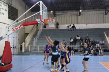 Foto - CAMPEONATO MUNICIPAL DE BASQUETE FEMININO