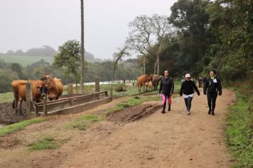 Foto - 1ª Caminhada Internacional no Circuito Cerro da Onça de Piraí do Sul foi sucesso