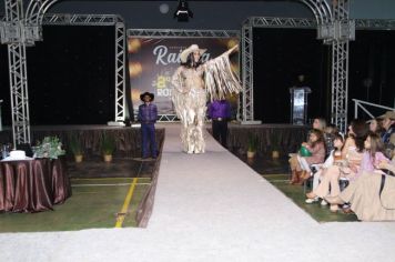 Foto - Concurso elege Rainha, 1ª e 2ª Princesas do II Piraí Rodeo Fest