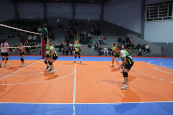 Foto - CAMPEONATO MUNICIPAL DE VÔLEI FEMININO 