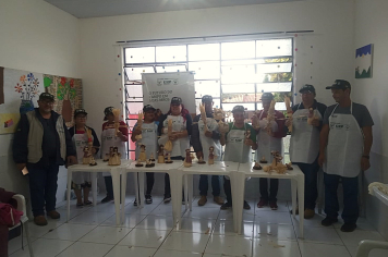 CAPS de Piraí do Sul oferece cursos de artesanato e jardinagem em parceria com o Senar