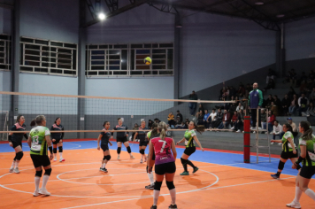 Foto - CAMPEONATO MUNICIPAL DE VÔLEI FEMININO 