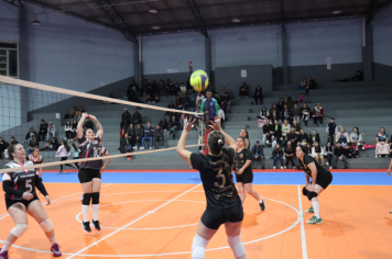 Foto - CAMPEONATO MUNICIPAL DE VÔLEI FEMININO 