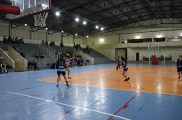 Foto - CAMPEONATO MUNICIPAL DE BASQUETE FEMININO