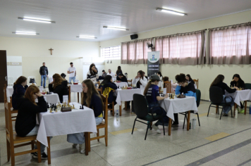 Foto - COPA PARANÁ DE XADREZ FEMININO
