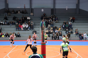Foto - CAMPEONATO MUNICIPAL DE VÔLEI FEMININO 