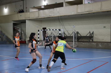 Foto - CAMPEONATO MUNICIPAL DE HANDEBOL FEMININO