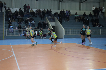 Foto - CAMPEONATO MUNICIPAL DE HANDEBOL FEMININO