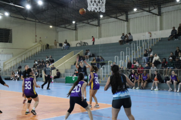 Foto - CAMPEONATO MUNICIPAL DE BASQUETE FEMININO