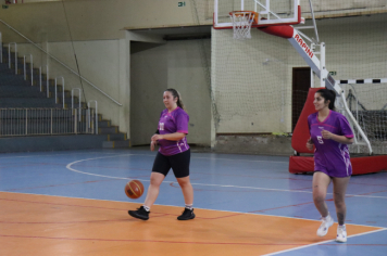 Foto - CAMPEONATO MUNICIPAL DE BASQUETE FEMININO