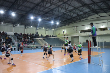 Foto - FINAL DO CAMPEONATO MUNICIPAL DE VÔLEI FEMININO