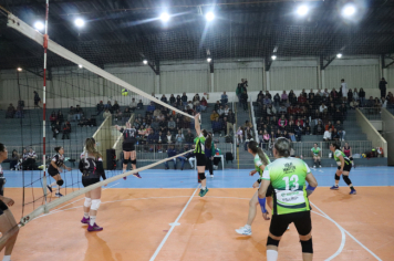 Foto - FINAL DO CAMPEONATO MUNICIPAL DE VÔLEI FEMININO