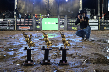 Foto - 4º PIRAÍ RODEO FEST - LEONARDO