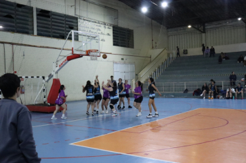 Foto - CAMPEONATO MUNICIPAL DE BASQUETE FEMININO