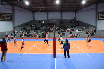 Foto - CAMPEONATO MUNICIPAL DE VÔLEI FEMININO 