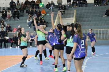 Foto - CAMPEONATO MUNICIPAL DE HANDEBOL FEMININO
