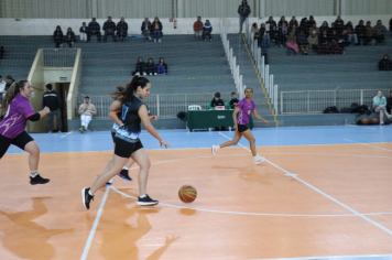 Foto - CAMPEONATO MUNICIPAL DE BASQUETE FEMININO